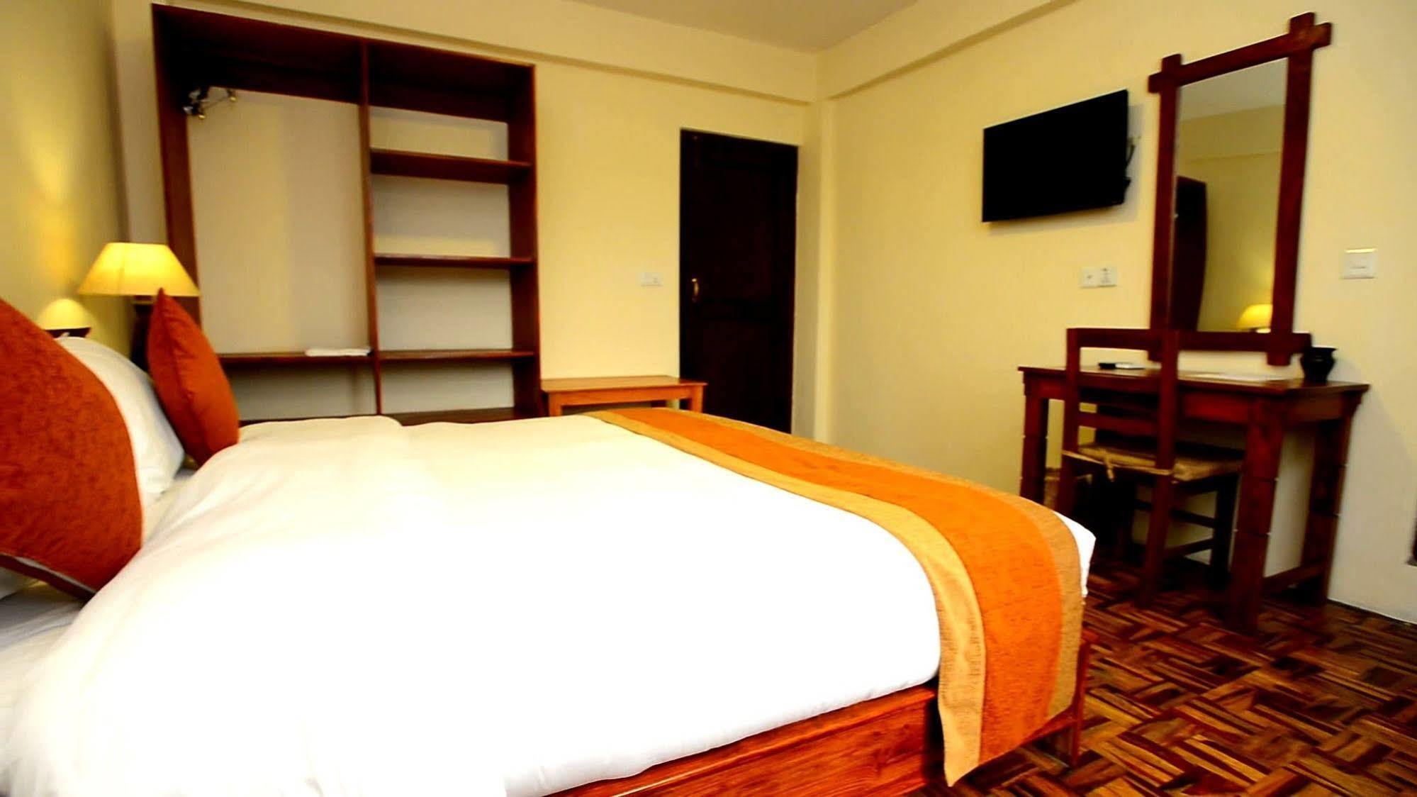 Golden Temple Inn Katmandu Zewnętrze zdjęcie